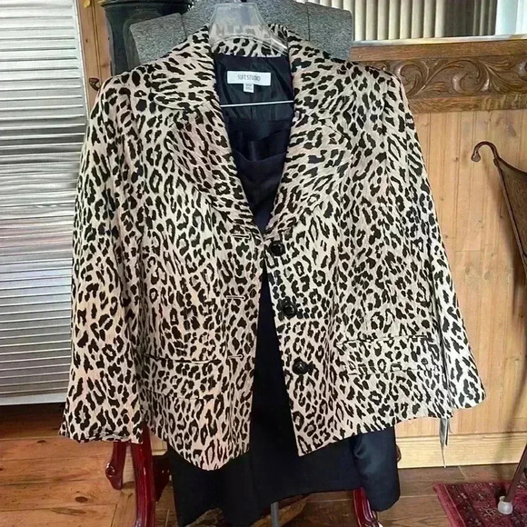 Suit Studio Jackets & Blazers - Suit studio, women’s 18 brand new with tags leopard print suit .